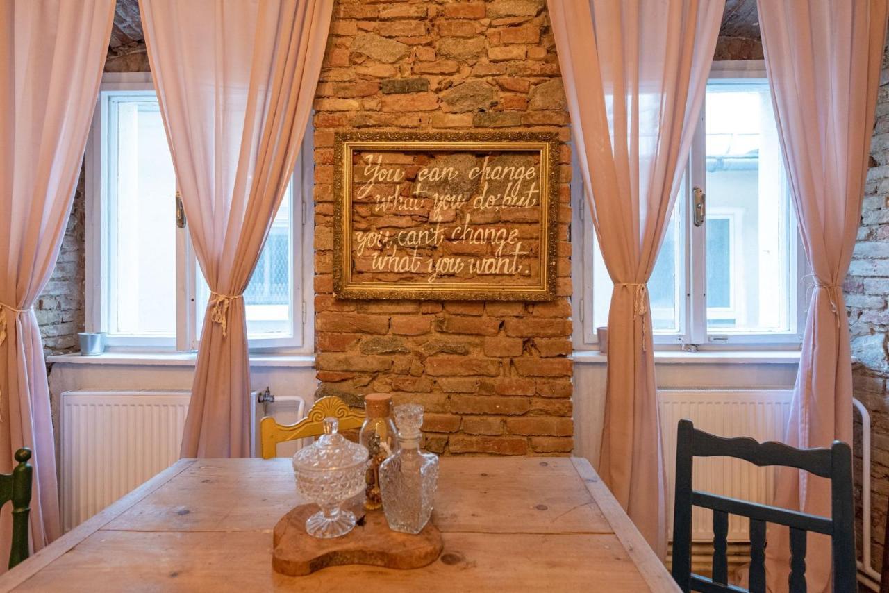 Accommodation At The Folklore Apartment Bratislava Exteriör bild